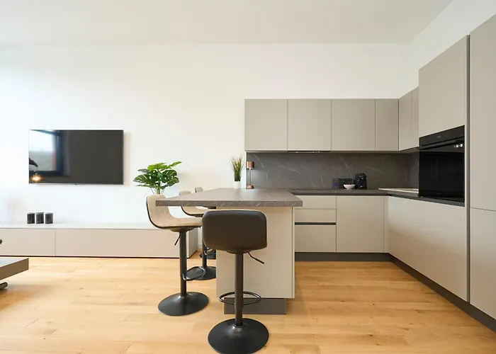 Luxury Design Suite - 20 Minutes From Duomo-Navigli